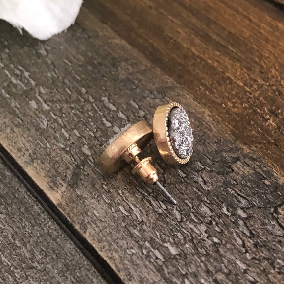 Gunmetal Gray Stud Earrings - Picture 3 of 7